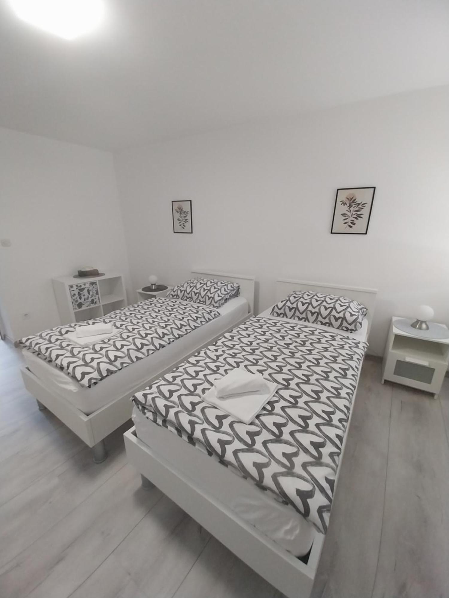 Apartman Bloom Ossero Esterno foto